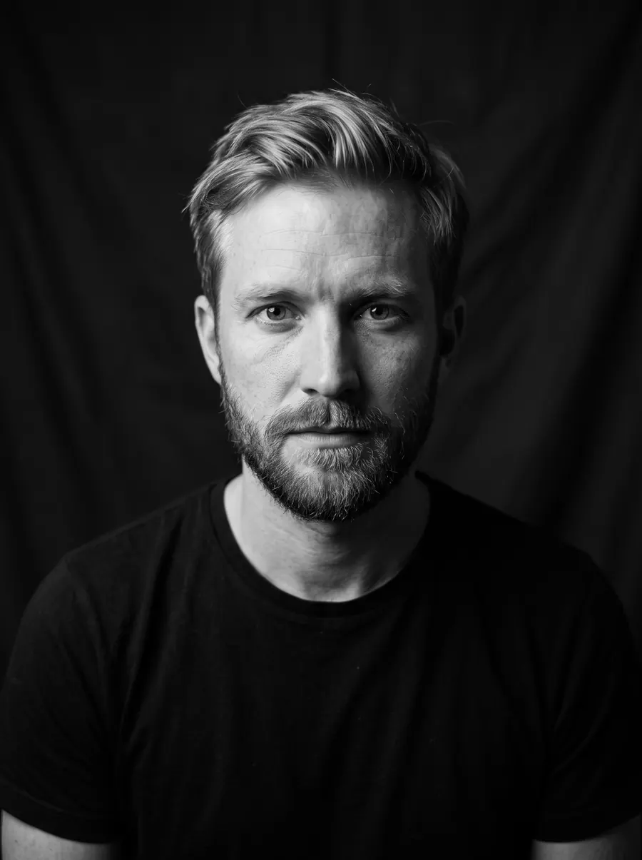 Rhys Calder, Partner