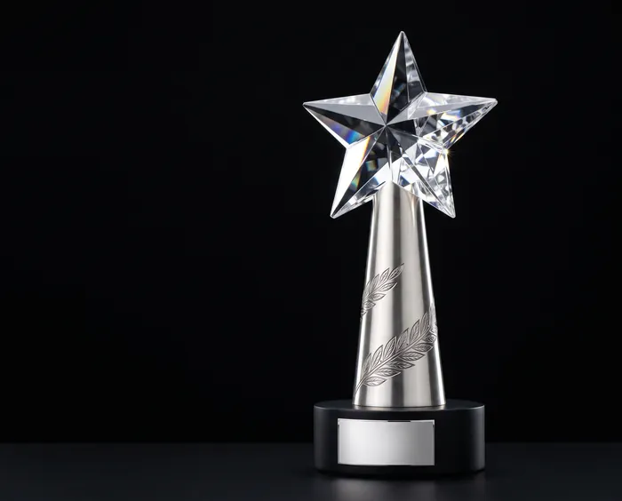 Crystal star keepsake on a silver column