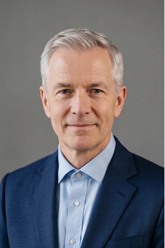 Portrait of Graham Corvin
