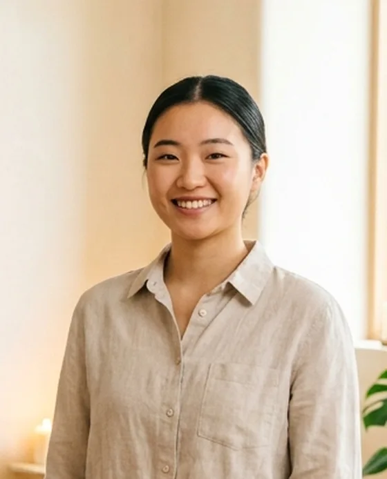 Portrait of Hana Okimura, energy work practitioner