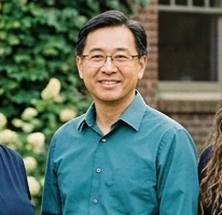 Portrait of Kenneth Liu