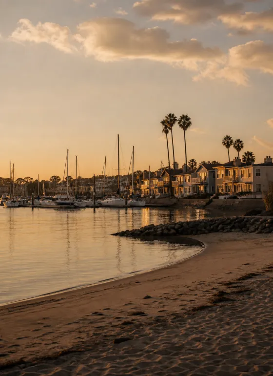 Monterey Harbour neighbourhood